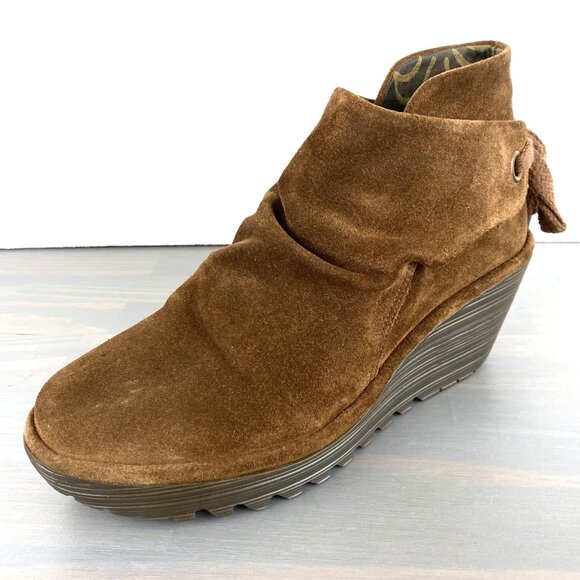 FLY London Yebi Wedge Ankle Boots Women 8.5 Camel Suede Boho Ruched Lace Up Back - Picture 1 of 12